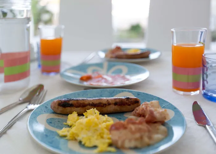 Dreams And Delights Bed & Breakfast 3*